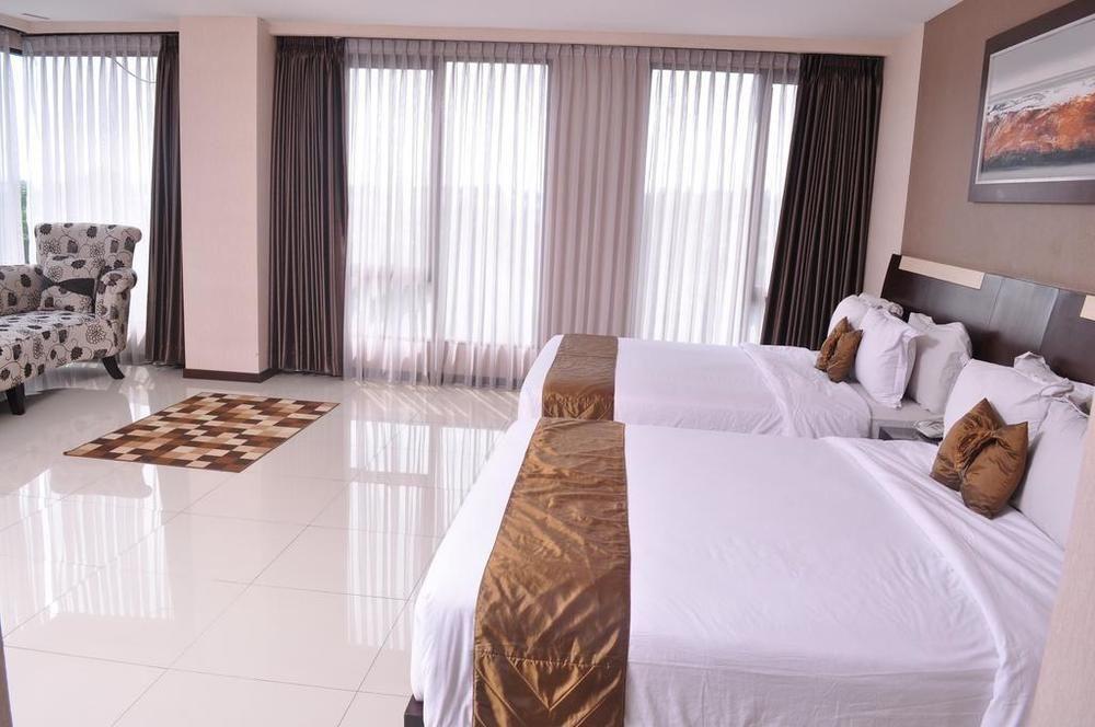 Scarlet Dago Hotel Bandung Exterior photo