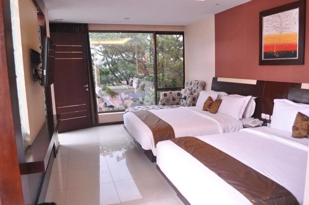 Scarlet Dago Hotel Bandung Exterior photo