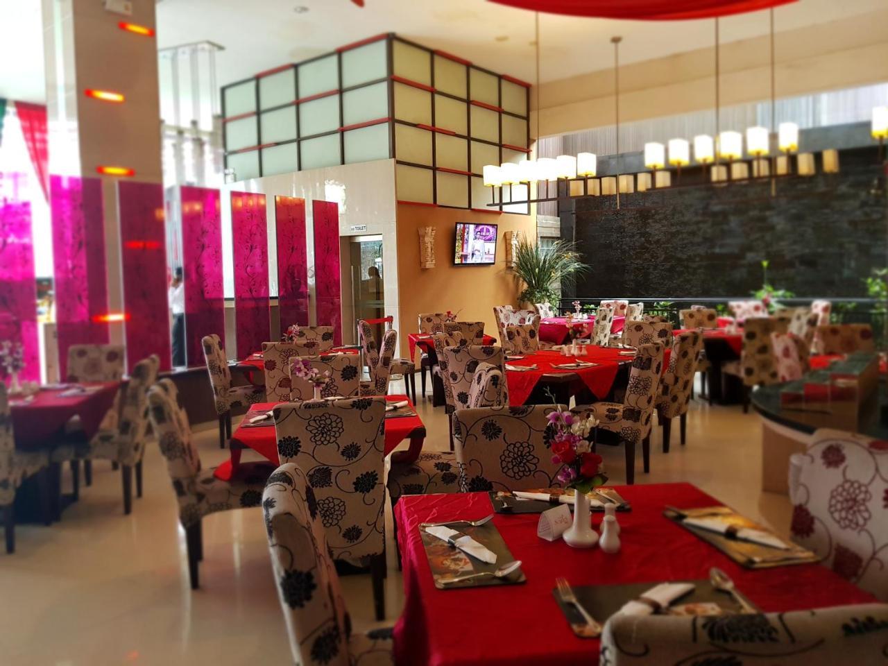 Scarlet Dago Hotel Bandung Exterior photo
