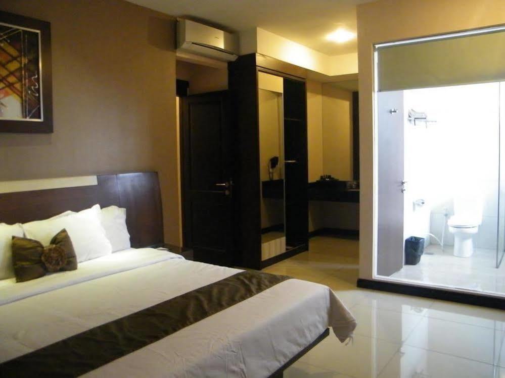 Scarlet Dago Hotel Bandung Exterior photo