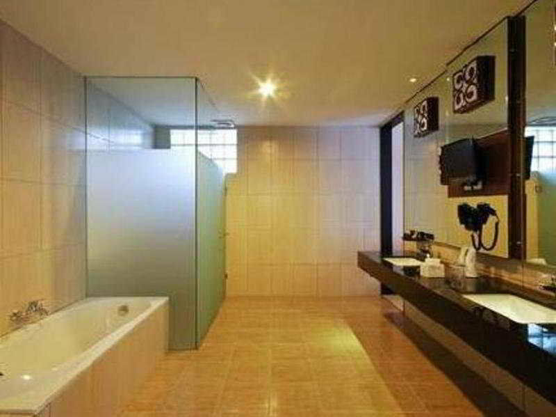 Scarlet Dago Hotel Bandung Exterior photo
